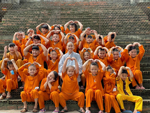 NGÀY 1: TP. HỒ CHÍ MINH – CHÙA PHẬT MINH – KDL NGƯỜI GIỮ RỪNG BÌNH ĐẠI (Ăn Sáng, Trưa)